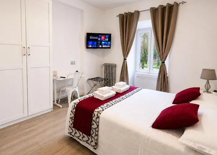 Giulya Hospety Group Guest house Rome